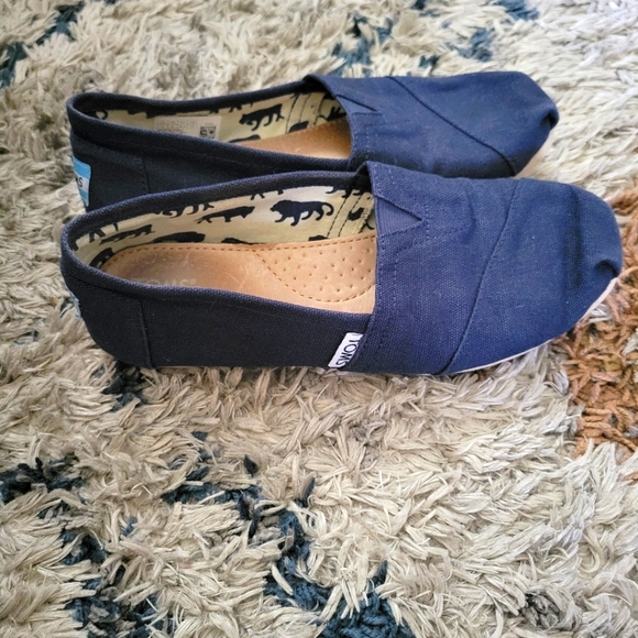 TOMS | Canvad Slip - On | Navy Blue | Women's Size 6 - Picture 3 of 8